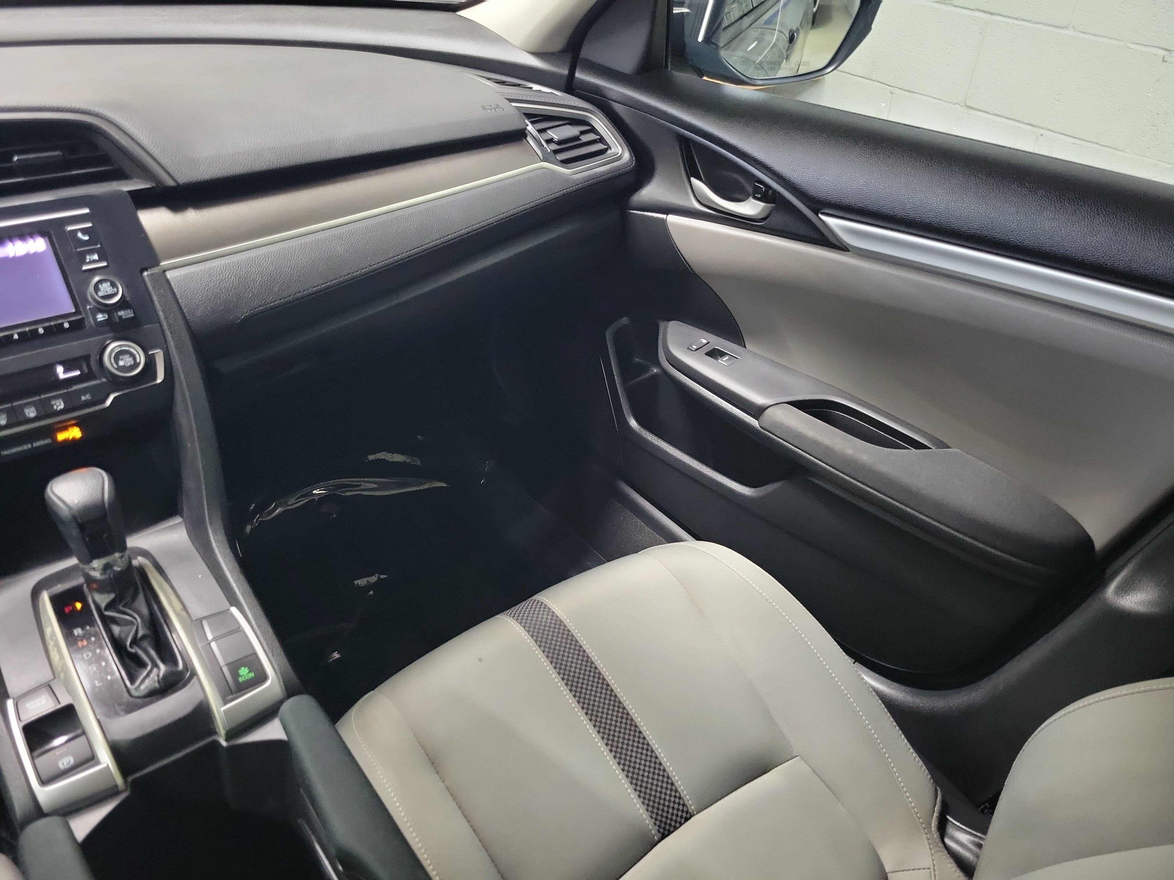 Used 2021 Honda Civic LX image 14