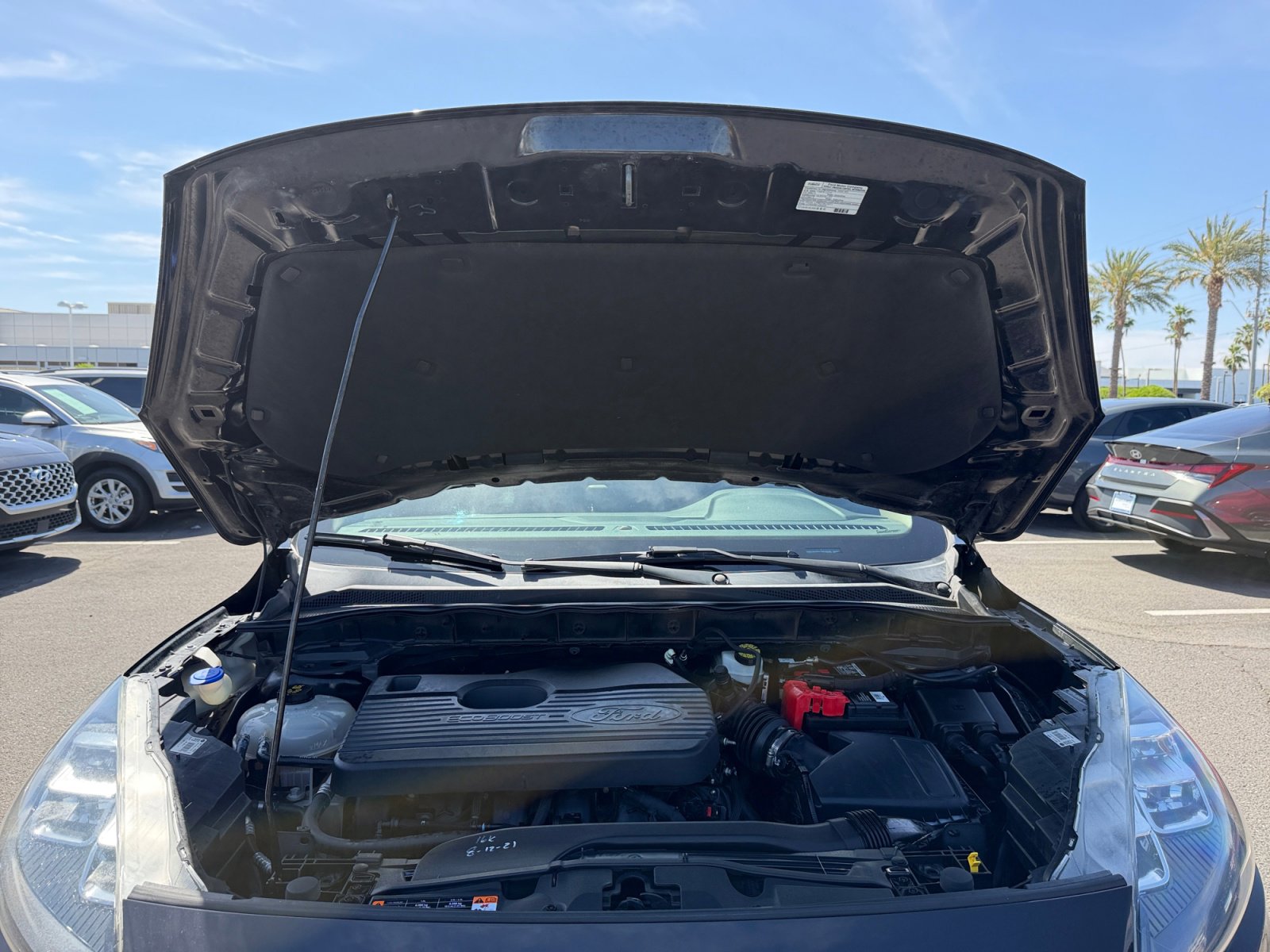 Used 2020 Ford Escape Titanium AWD/4WD image 22