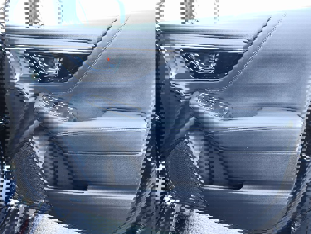 Used 2023 Subaru Outback Limited image 9