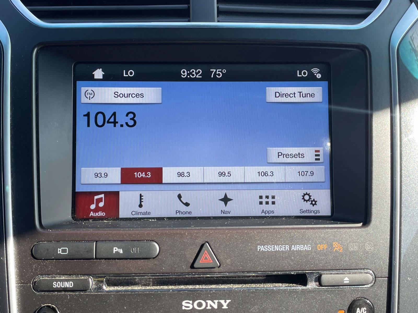 Used 2017 Ford Explorer Sport w/ Equipment Group 401A AWD/4WD image 27