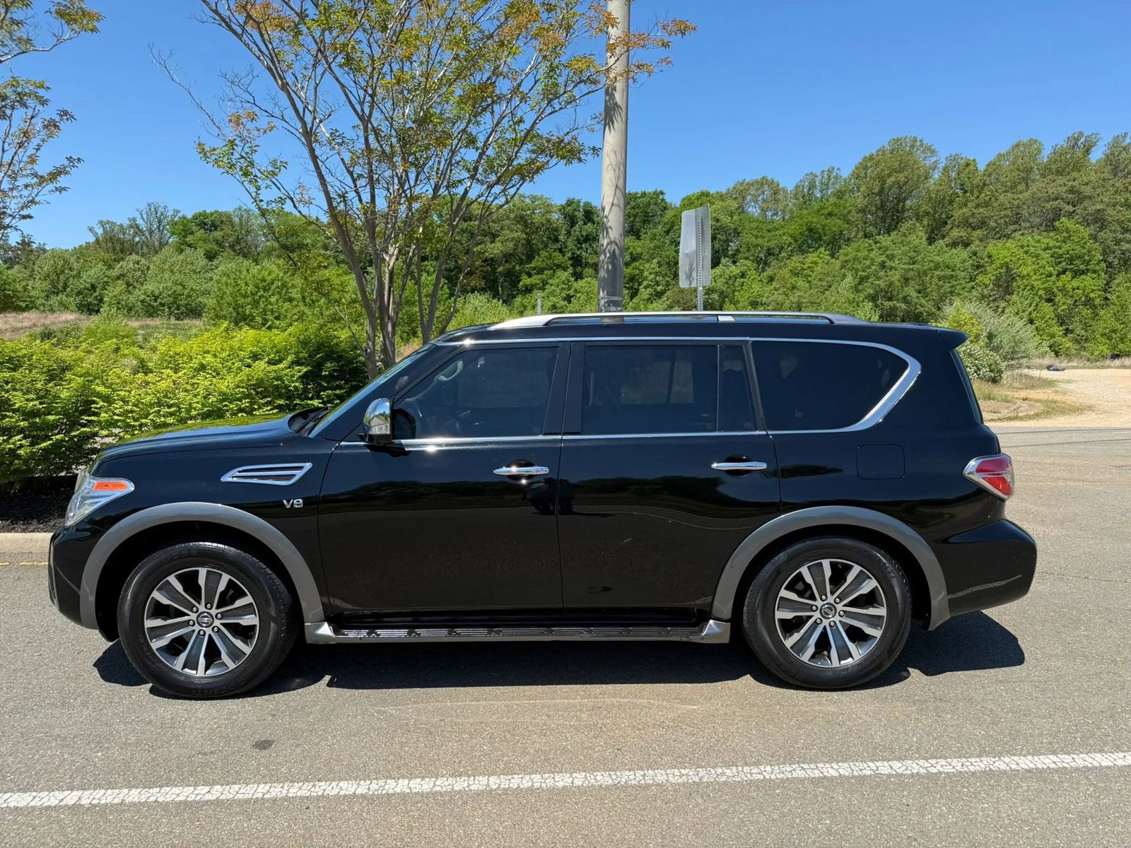 Used 2019 Nissan Armada SL w/ Premium Package AWD/4WD image 26