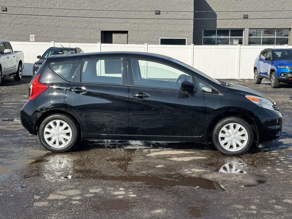 Used 2015 Nissan Versa Note SV image 2