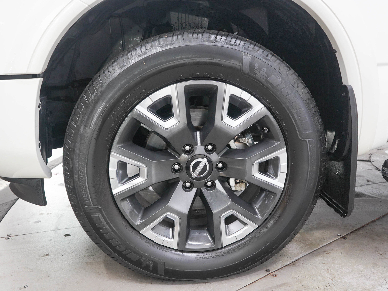 Used 2023 Nissan Titan Platinum Reserve w/ Off Road Protection Package AWD/4WD image 31