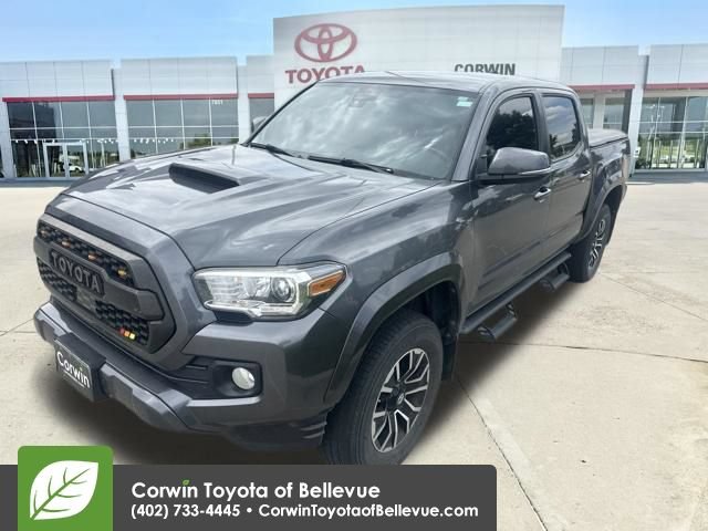 Used 2021 Toyota Tacoma TRD Sport w/ Blackout Package (TMS) AWD/4WD image 14
