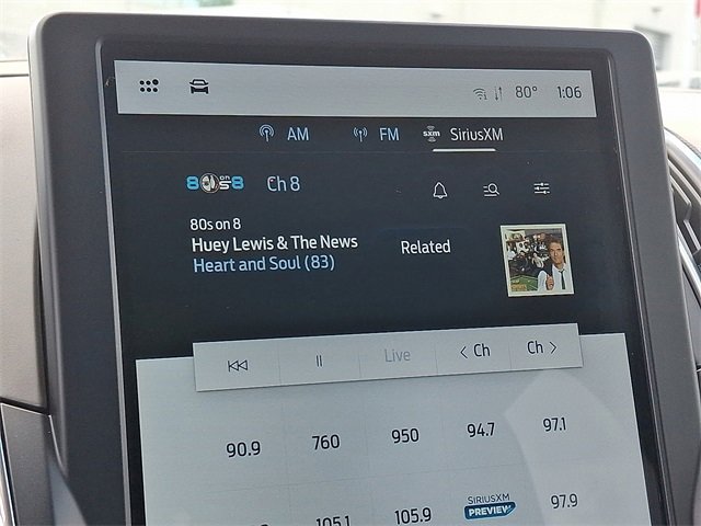 Used 2022 Ford Edge Titanium image 11