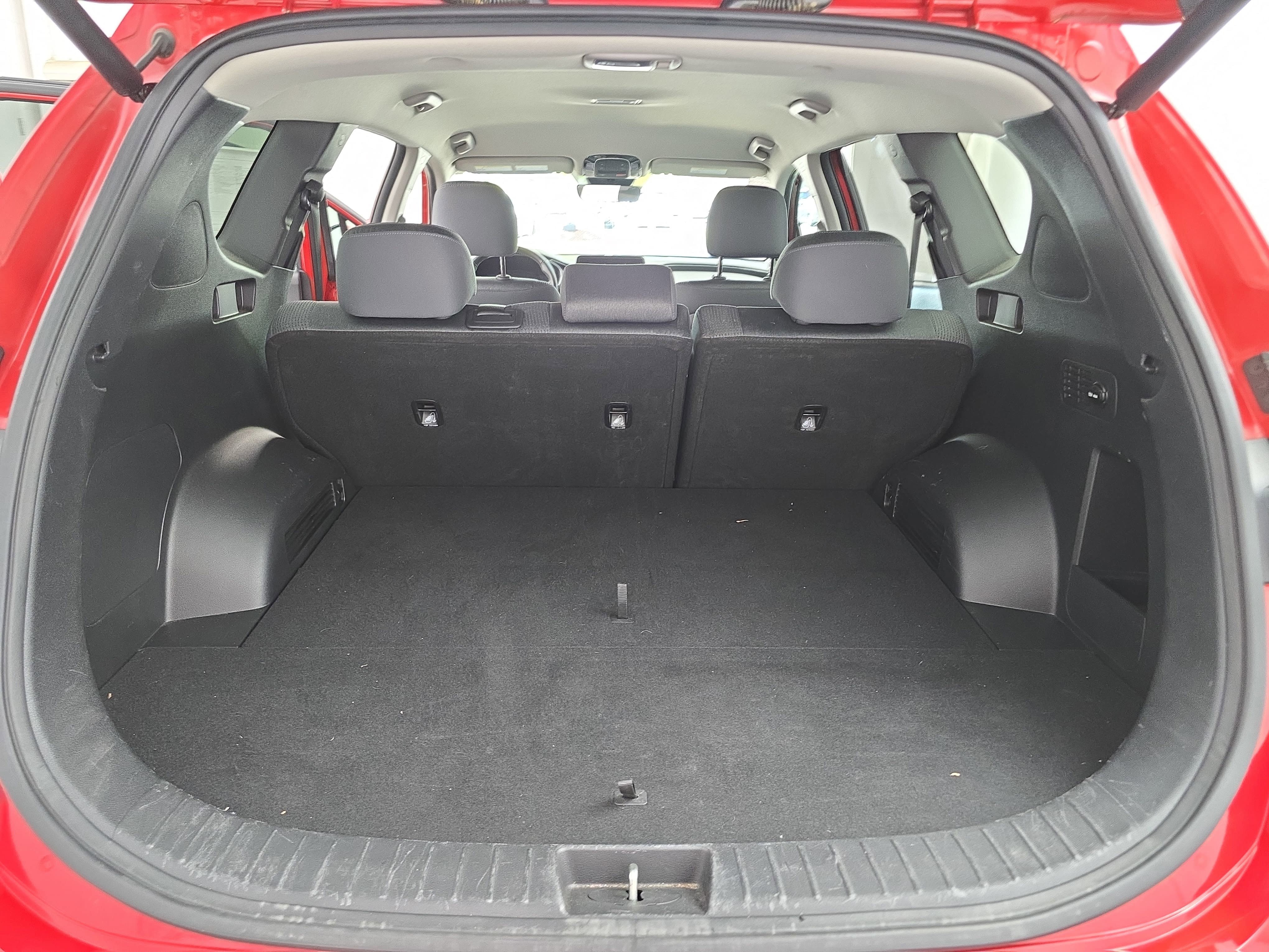 Used 2023 Hyundai Santa Fe SEL AWD/4WD image 12