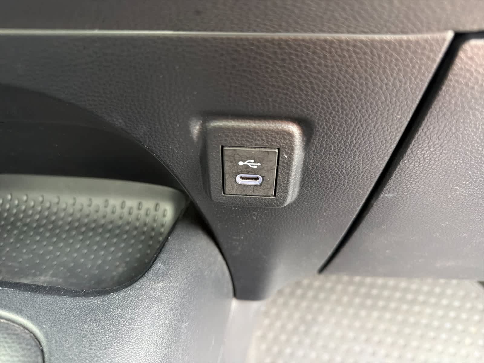Used 2024 Toyota Corolla LE FWD image 30