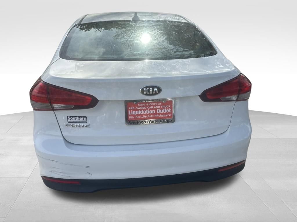 Used 2017 Kia Forte LX image 20