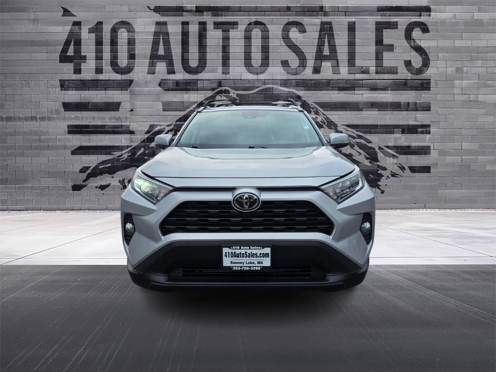 Used 2021 Toyota RAV4 XLE AWD/4WD image 5