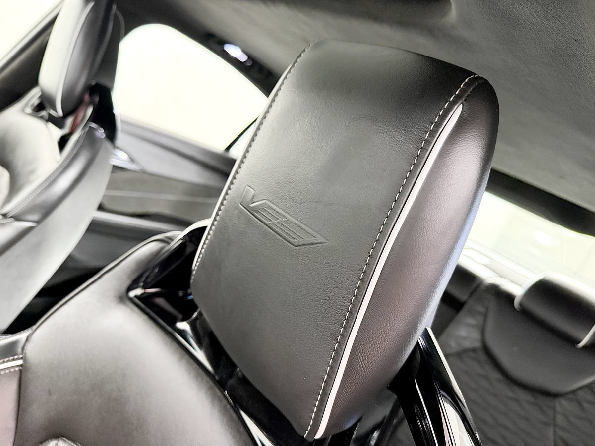 Used 2025 Cadillac CT4 V Blackwing w/ Driver Assist Package RWD image 31