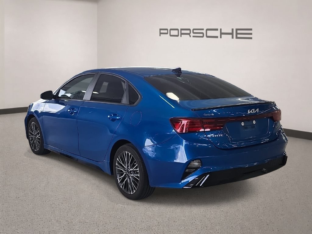 Used 2024 Kia Forte GT-Line w/ GT-Line Premium Package FWD image 3