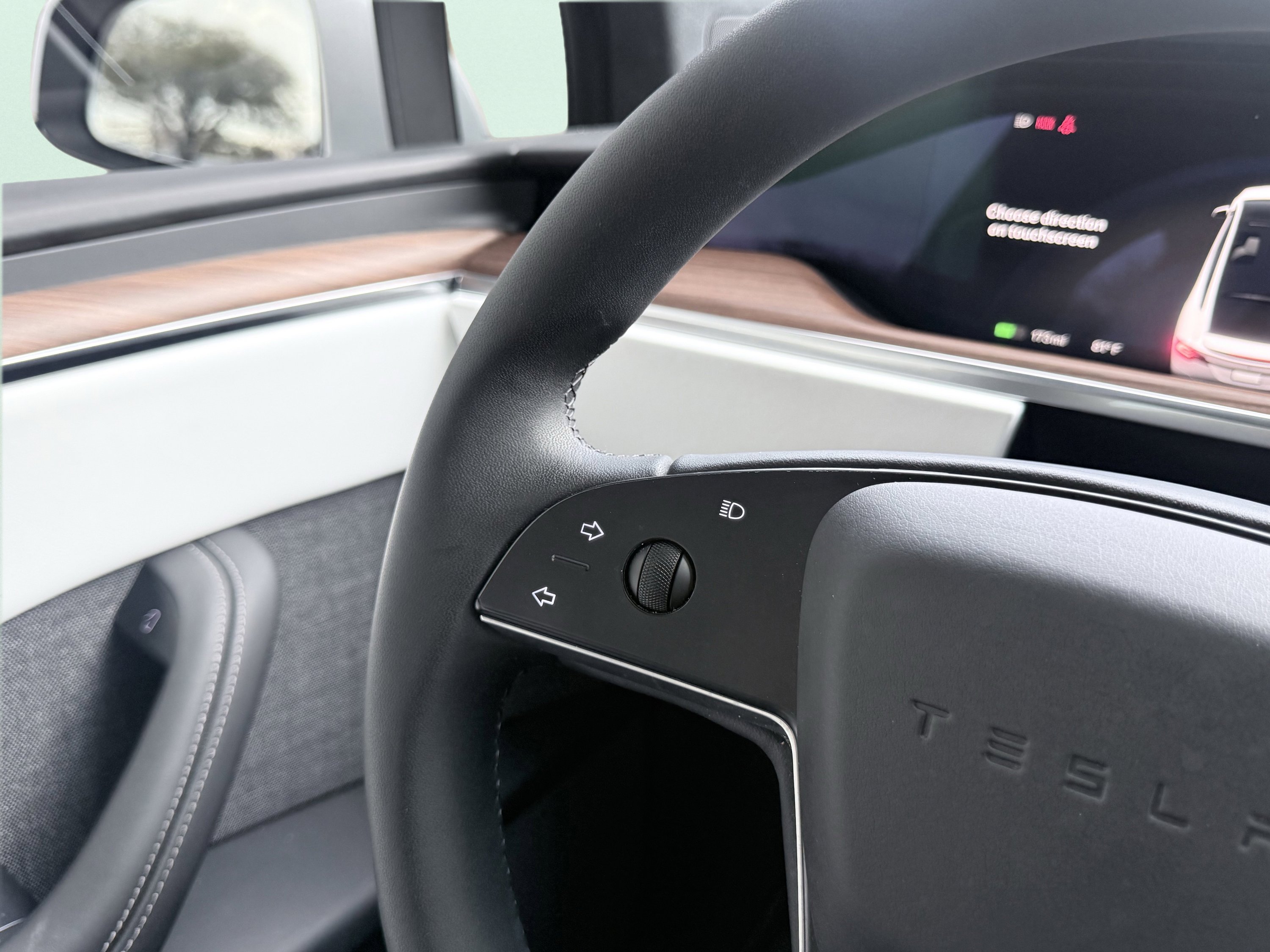 Used 2025 Tesla Model X Long Range image 64