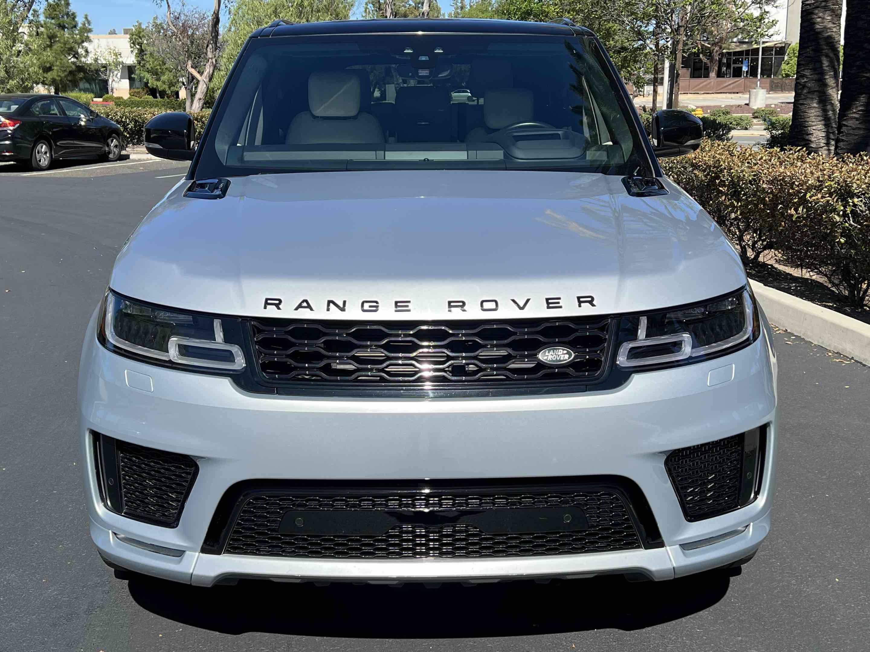 Used 2021 Land Rover Range Rover Sport HSE Dynamic image 16
