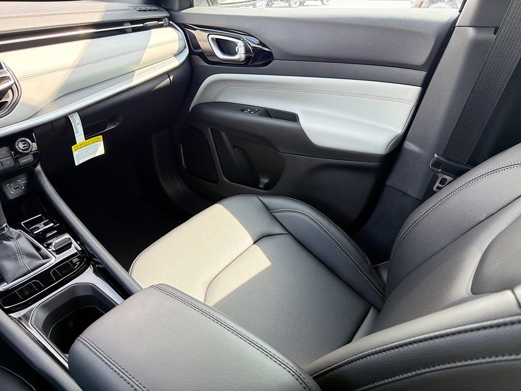 New 2026 Jeep Compass Limited AWD/4WD image 29