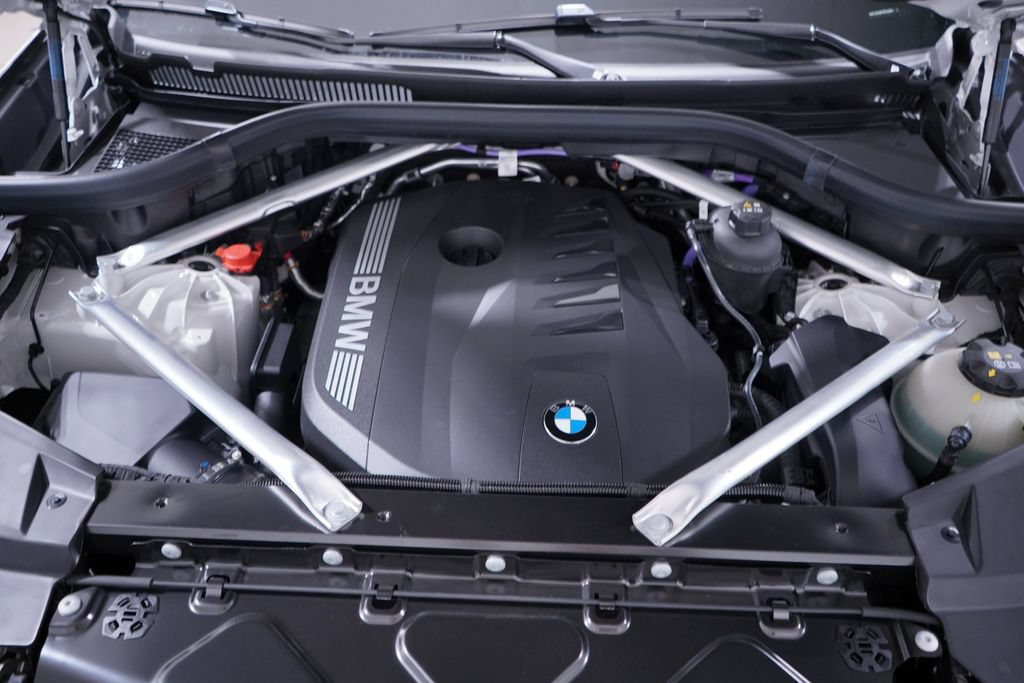 Used 2026 BMW X5 sDrive40i w/ M Sport Package RWD image 20