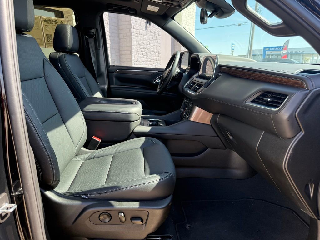 Used 2024 Chevrolet Tahoe High Country image 16