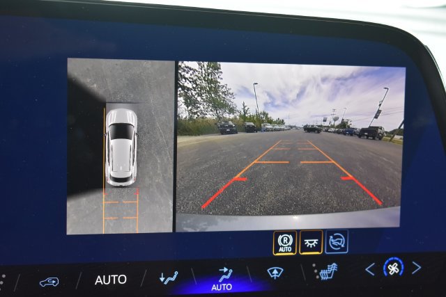 New 2026 Chevrolet Equinox EV RS AWD/4WD image 30