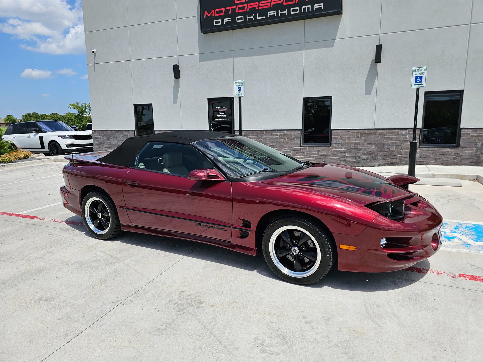 Used 2000 Pontiac Firebird Trans Am RWD image 3
