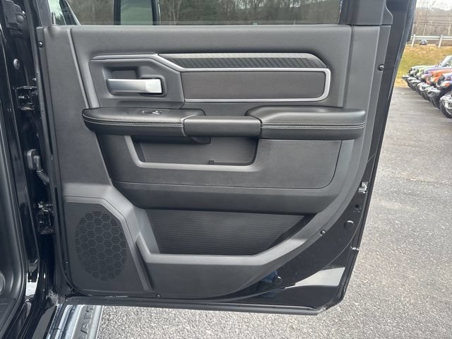New 2026 RAM 2500 Big Horn AWD/4WD image 17