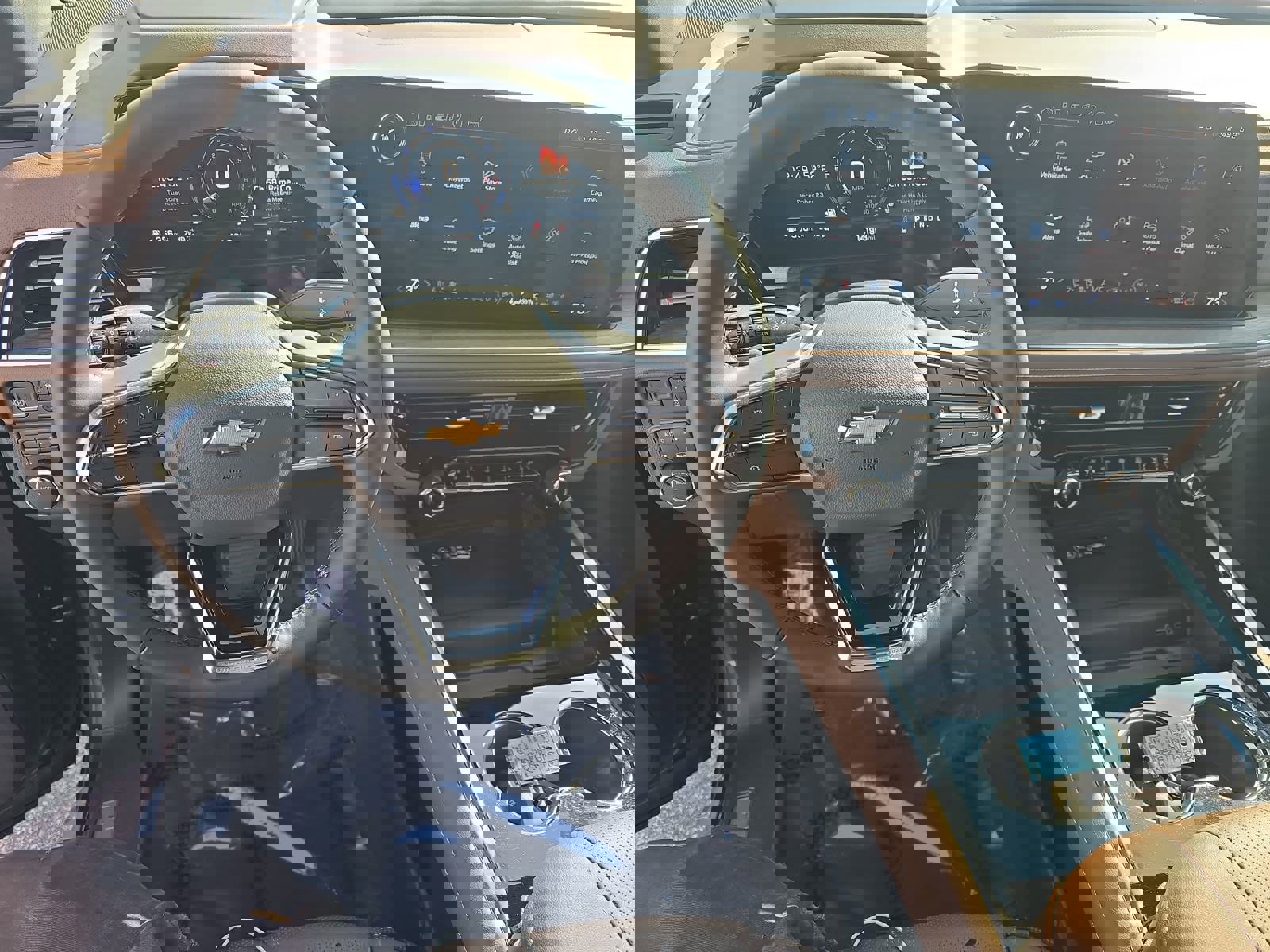 Used 2025 Chevrolet Tahoe High Country image 18