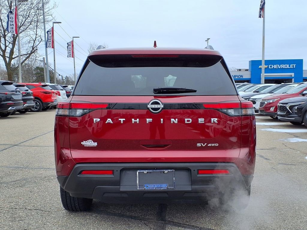 Used 2024 Nissan Pathfinder SV image 6