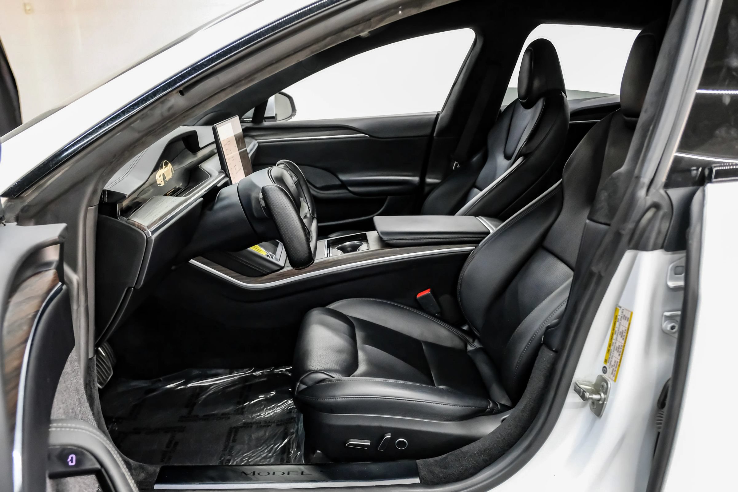 Used 2022 Tesla Model S AWD/4WD image 4