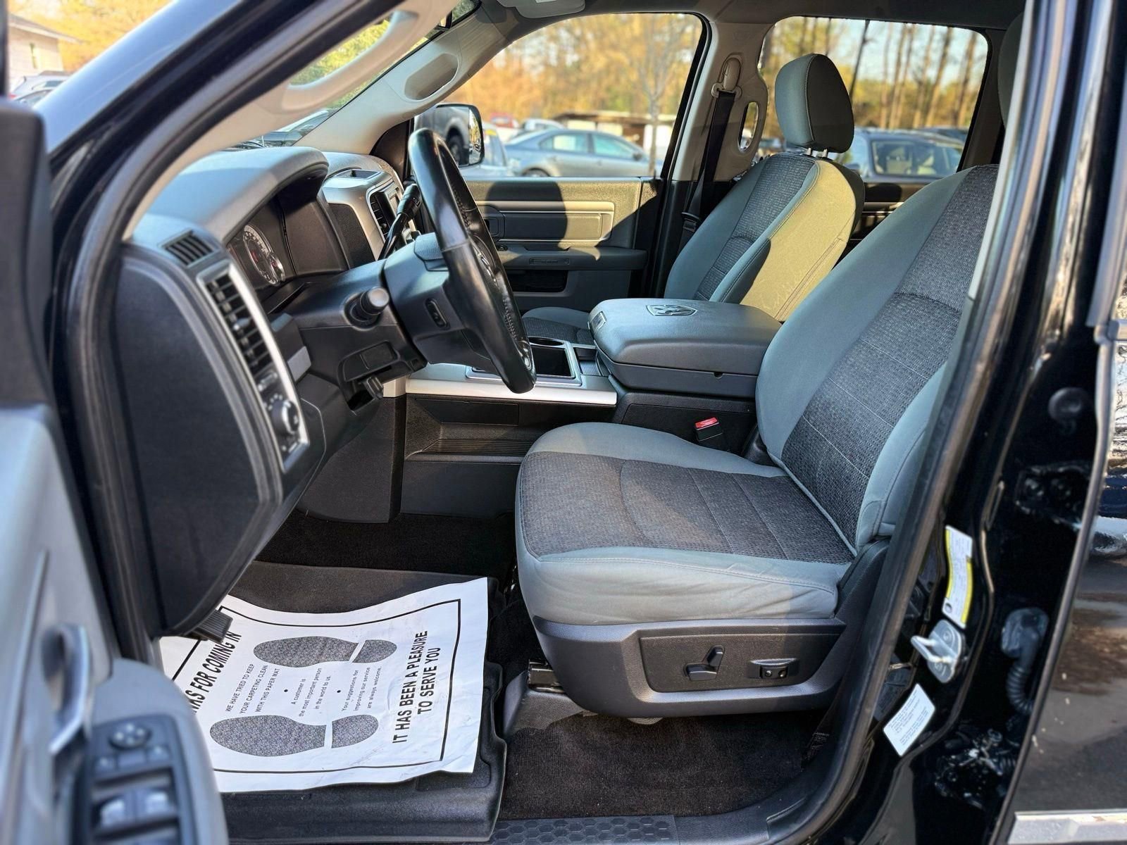 Used 2014 RAM 2500 Big Horn image 21