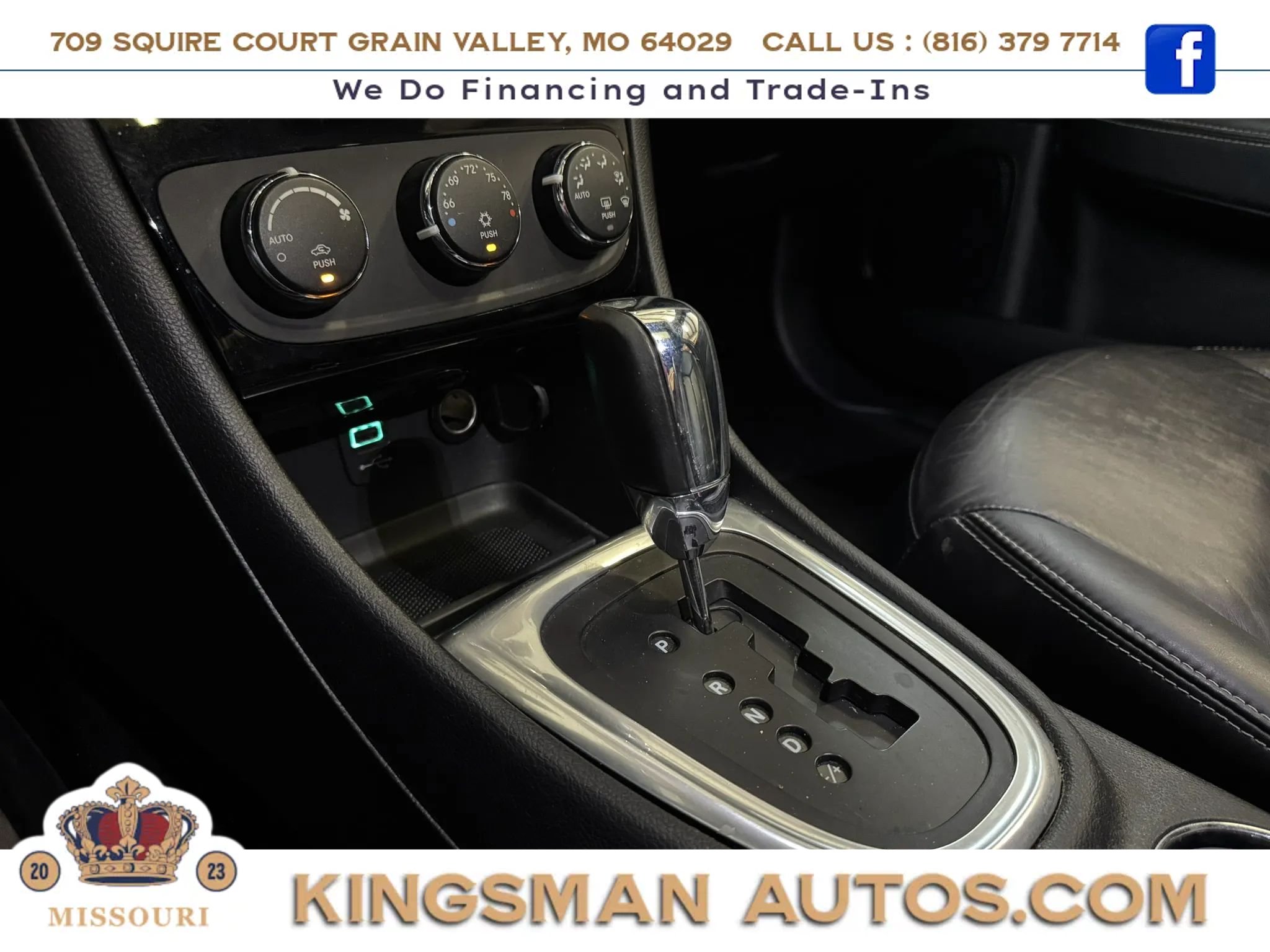 Used 2013 Chrysler 200 Limited FWD image 18
