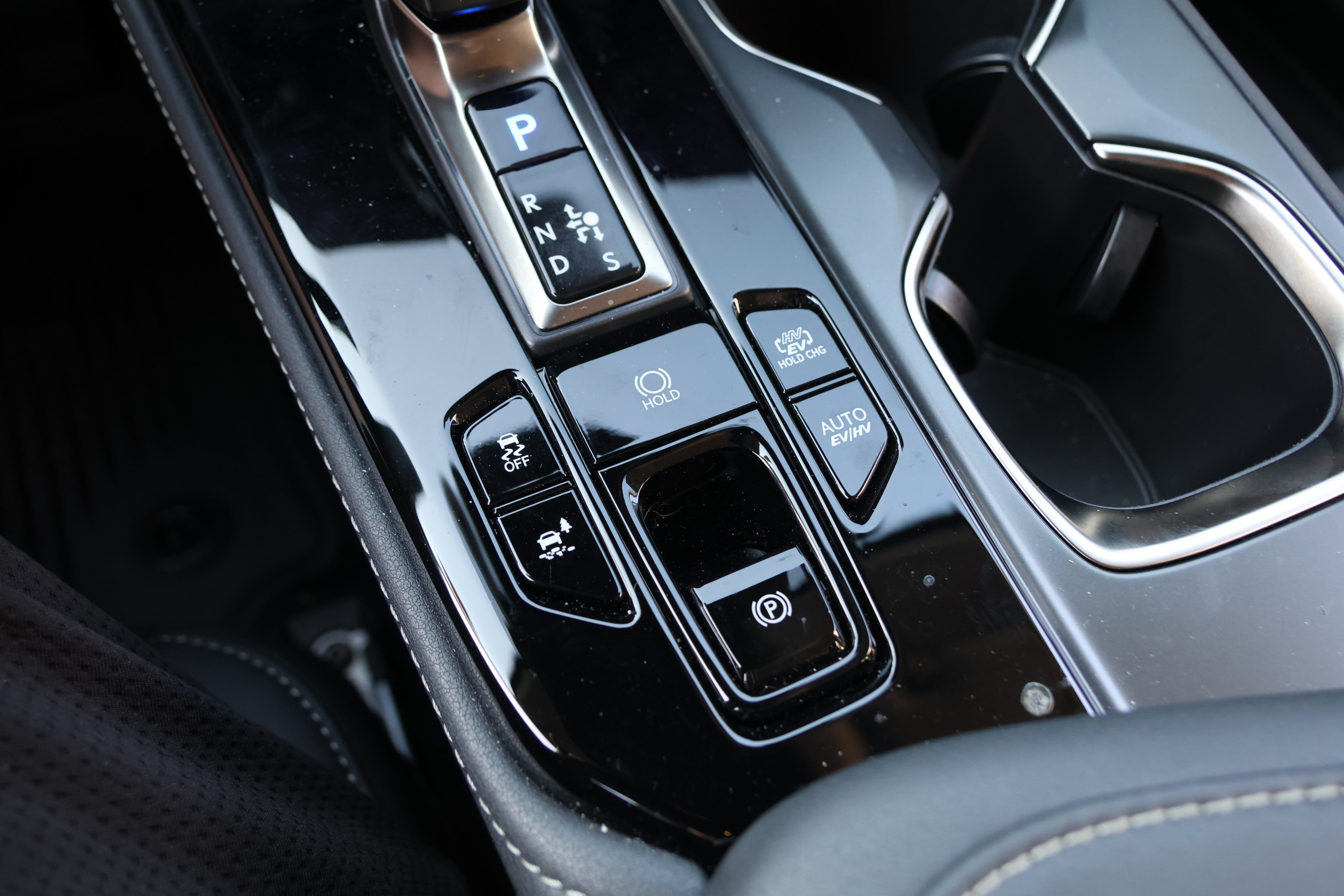 Used 2026 Lexus NX 450h+ AWD w/ Accessory Package (K3) image 33