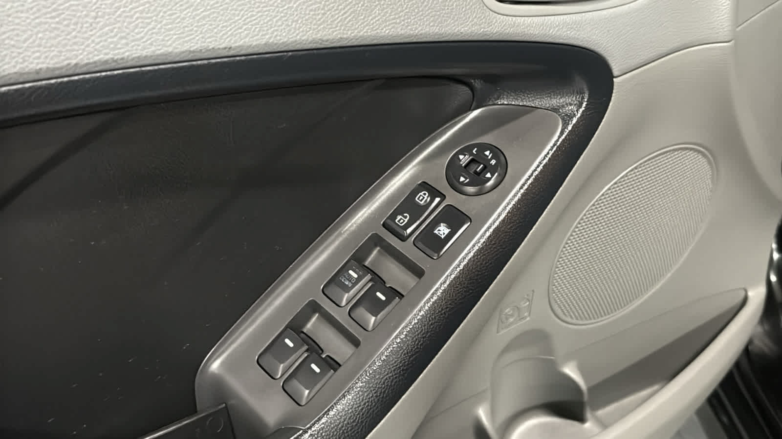 Used 2017 Kia Forte LX FWD image 19