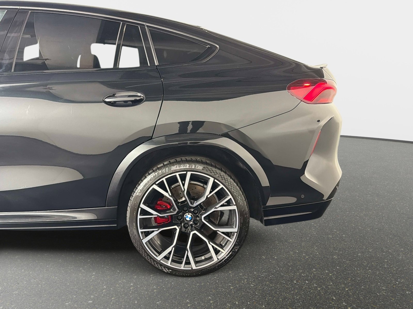 Used 2025 BMW X6 M Competition image 14