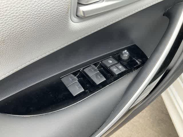 Used 2025 Toyota Corolla XSE FWD image 13