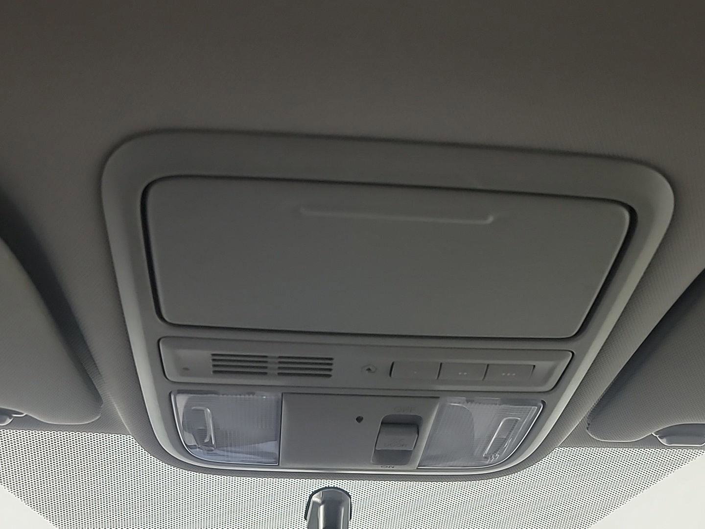 Used 2016 Honda Odyssey SE image 33