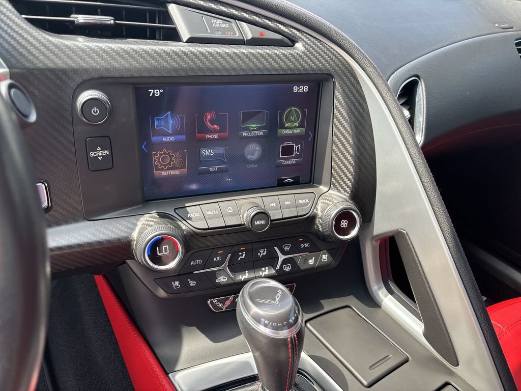 Used 2017 Chevrolet Corvette Stingray Convertible RWD image 15