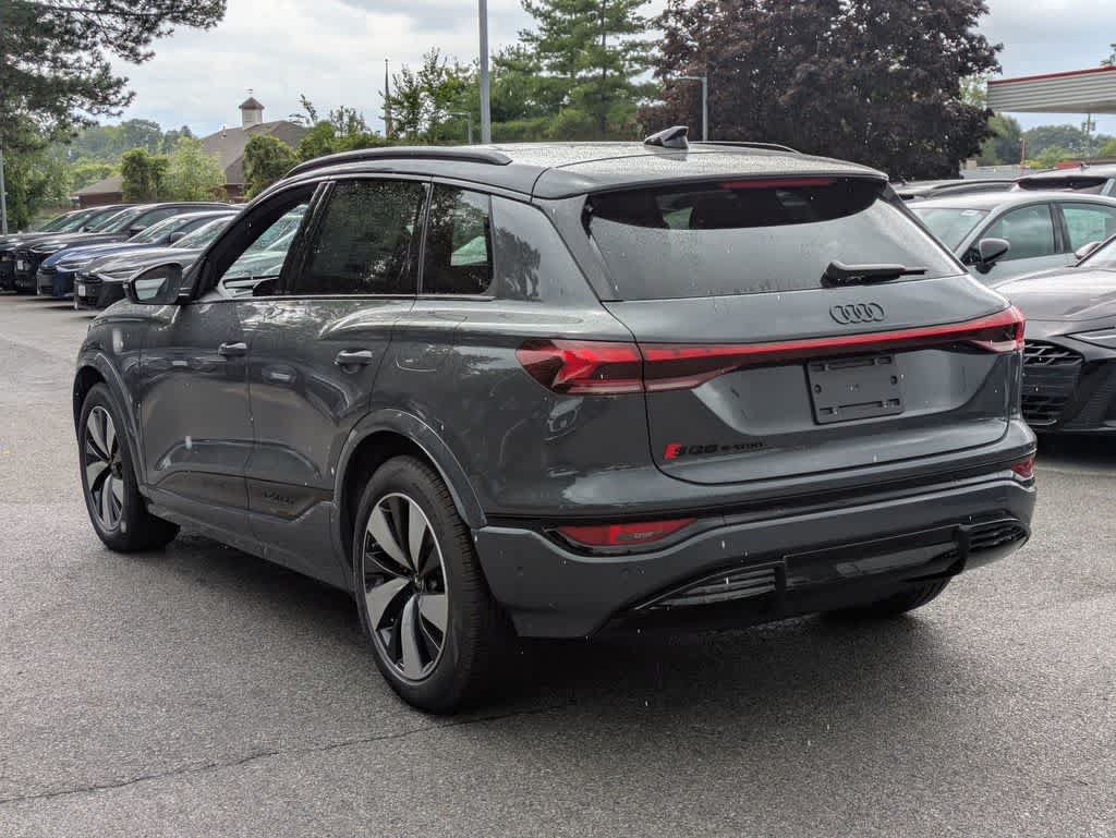 New 2027 Audi SQ6 e-tron Premium Plus AWD/4WD image 4