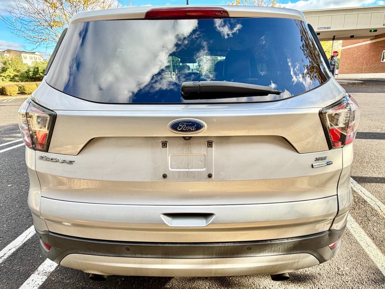 Used 2017 Ford Escape SE w/ SE Leather Comfort Package image 8