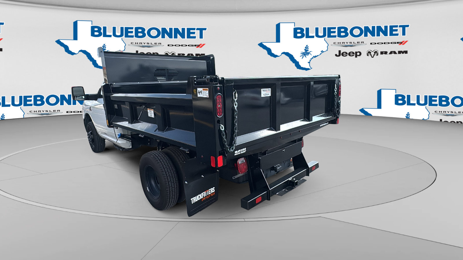 New 2026 RAM 3500 Tradesman AWD/4WD image 7