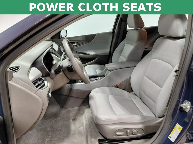 Certified 2025 Chevrolet Malibu LT image 3