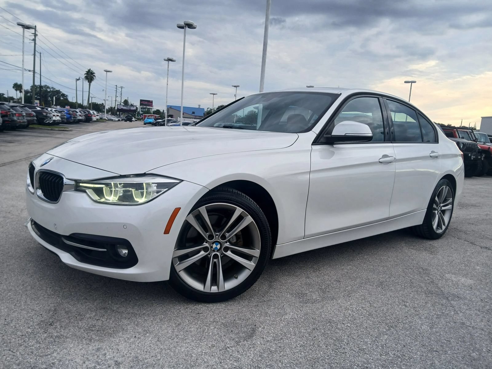 Used 2016 BMW 328i Sedan RWD image 1