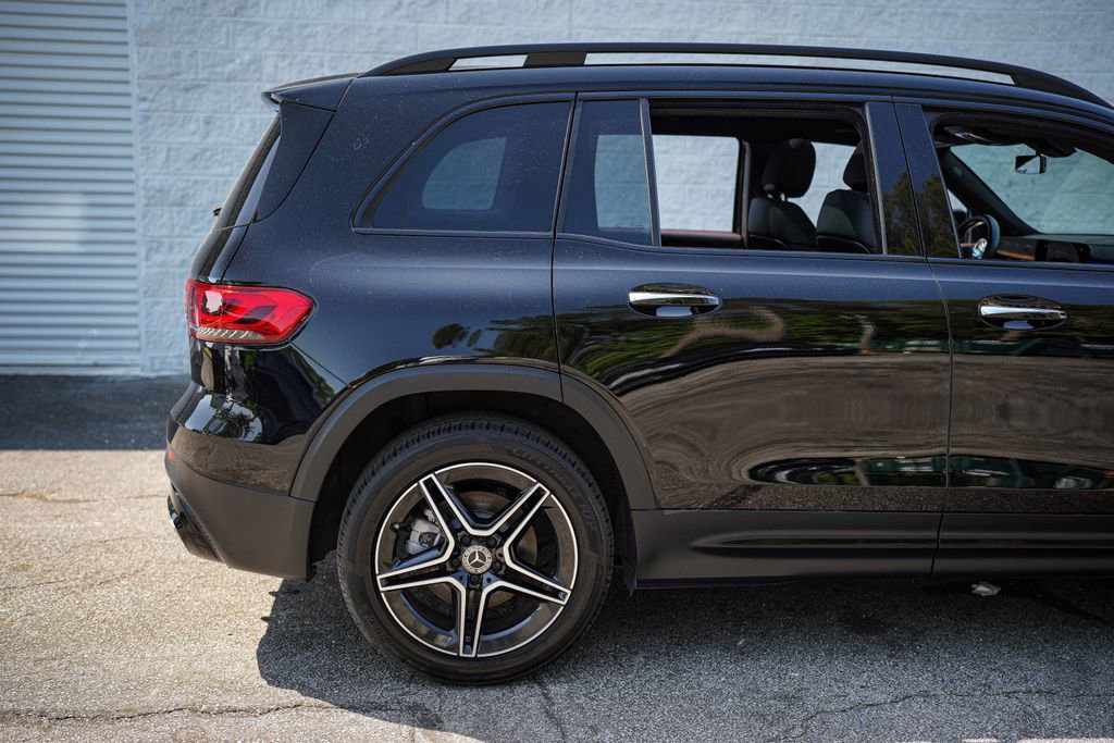 Used 2023 Mercedes-Benz GLB 250 image 16