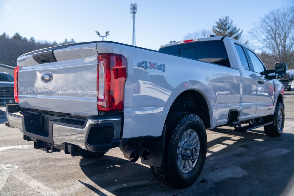 Used 2024 Ford F250 XL image 7