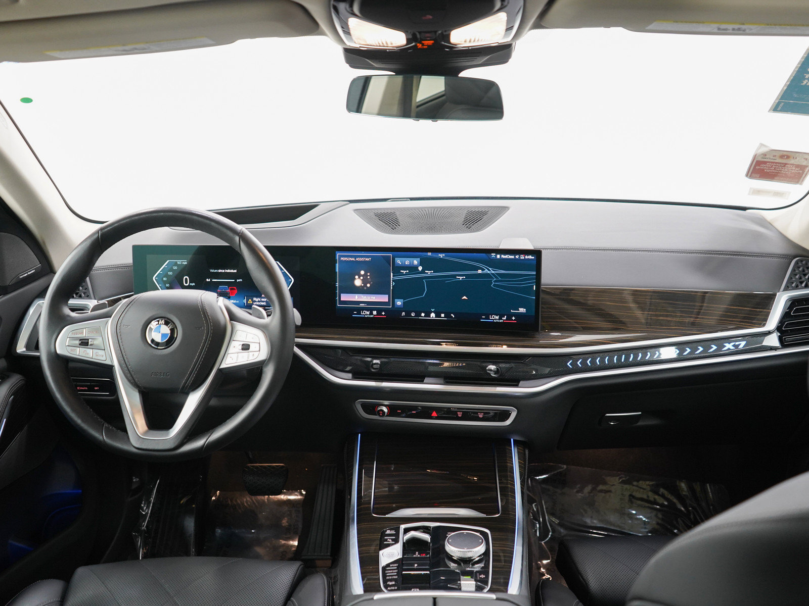 Used 2024 BMW X7 xDrive40i w/ Premium Package AWD/4WD image 14