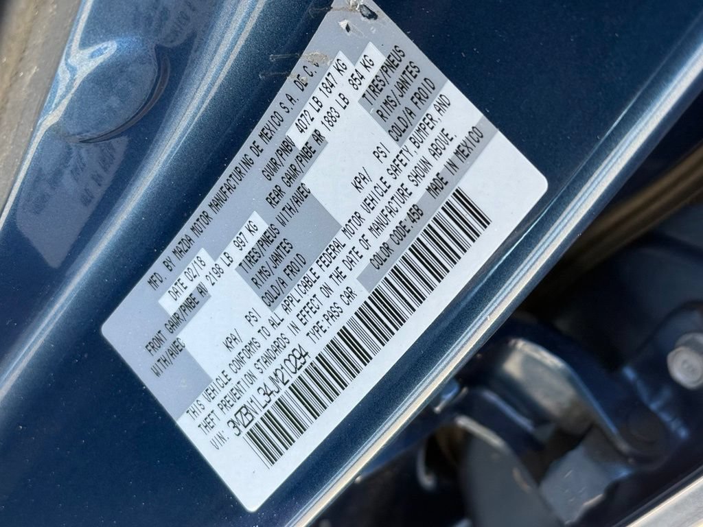 Used 2018 MAZDA MAZDA3 Touring FWD image 30