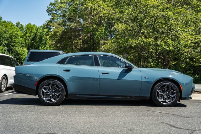 New 2026 Dodge Charger R/T w/ Driver Convenience Group AWD/4WD image 4