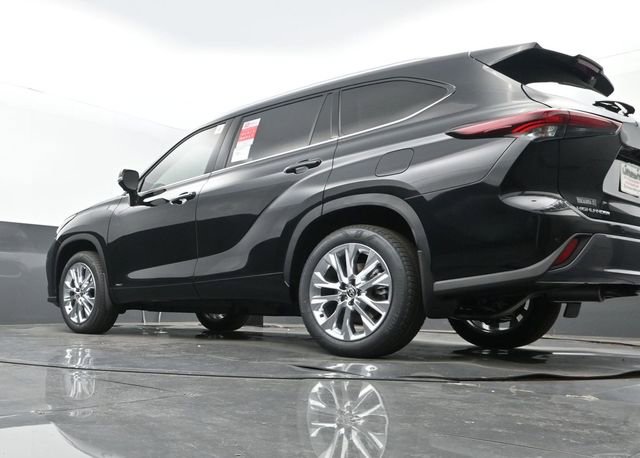 New 2026 Toyota Highlander Limited image 26