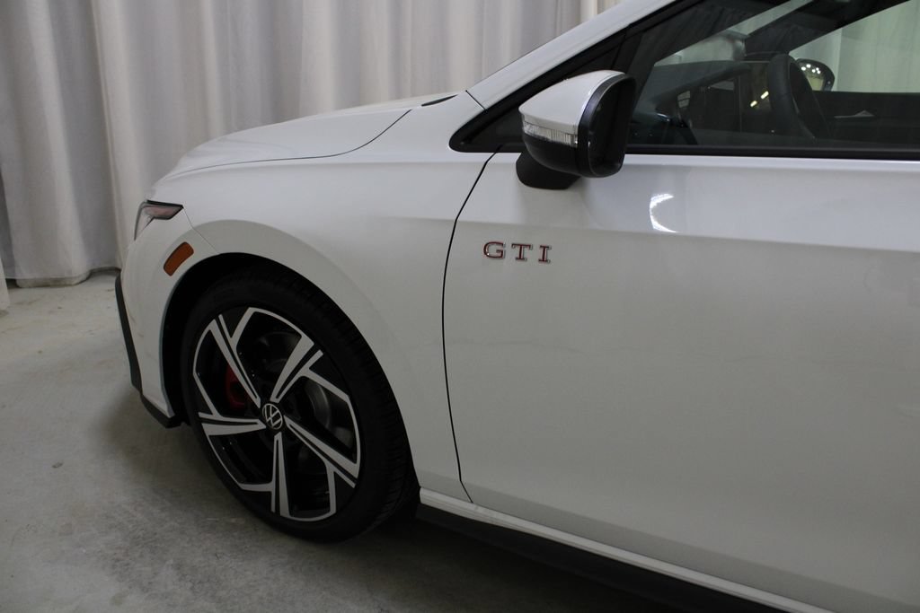 New 2026 Volkswagen GTI SE FWD image 29