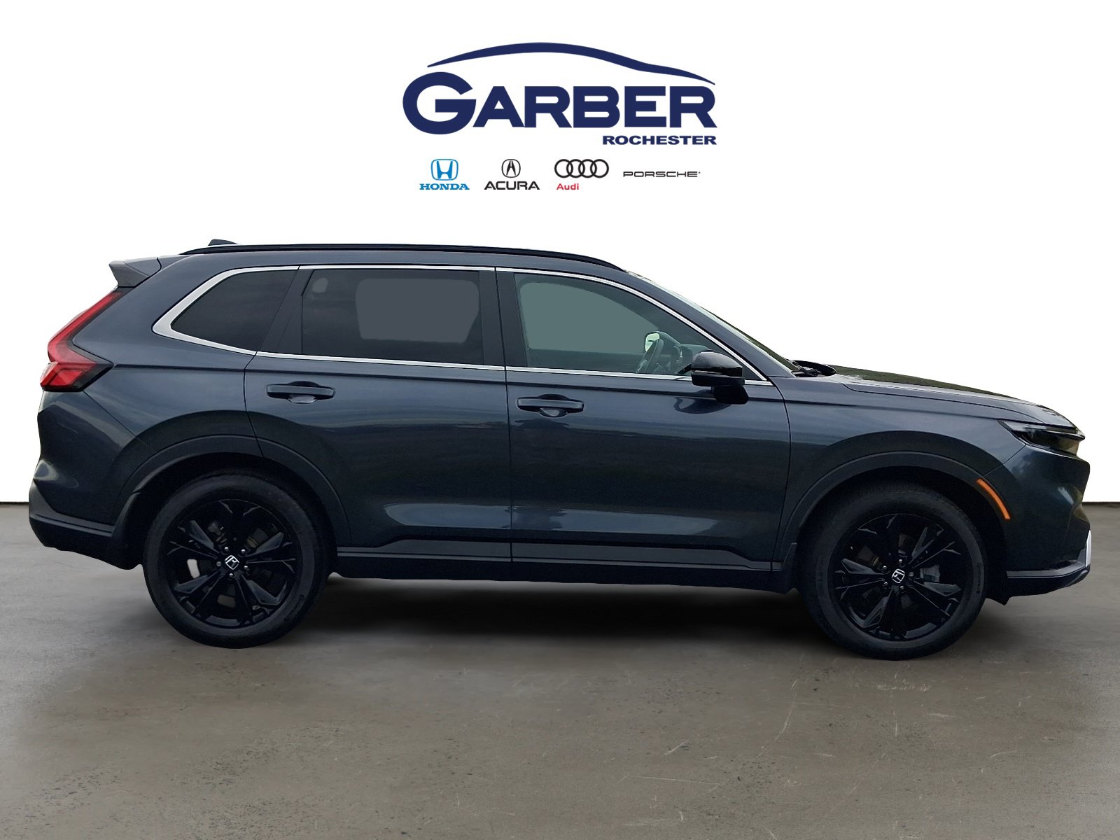 Used 2025 Honda CR-V Sport Touring image 9