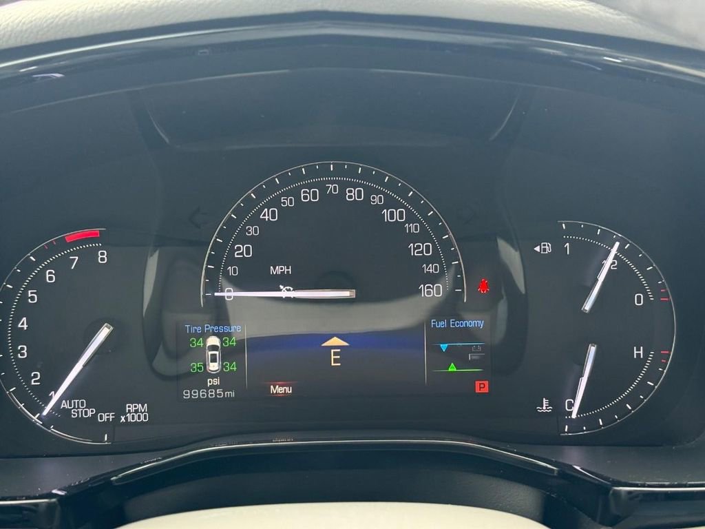 Used 2017 Cadillac XT5 Luxury w/ Driver Awareness Package FWD image 22