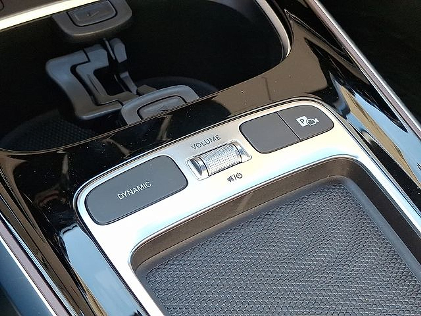 Used 2026 Mercedes-Benz GLB 250 4MATIC image 15