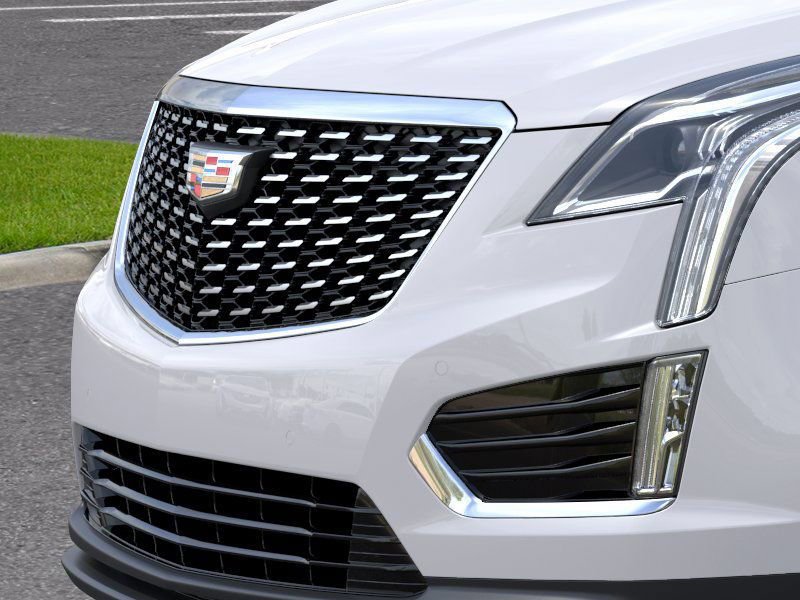 New 2025 Cadillac XT5 Luxury image 13